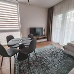 Apartamento V12